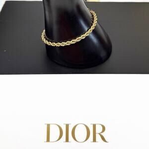 Dior bracelet very good condition! Beautiful authentic!